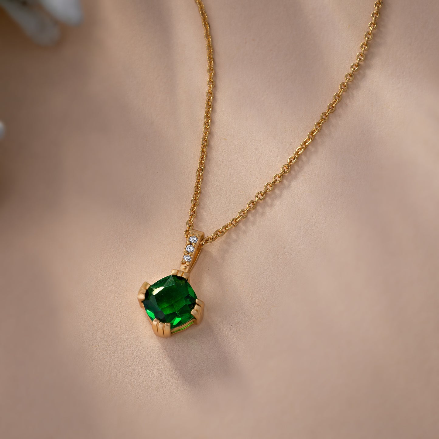 green emerald essence pendant