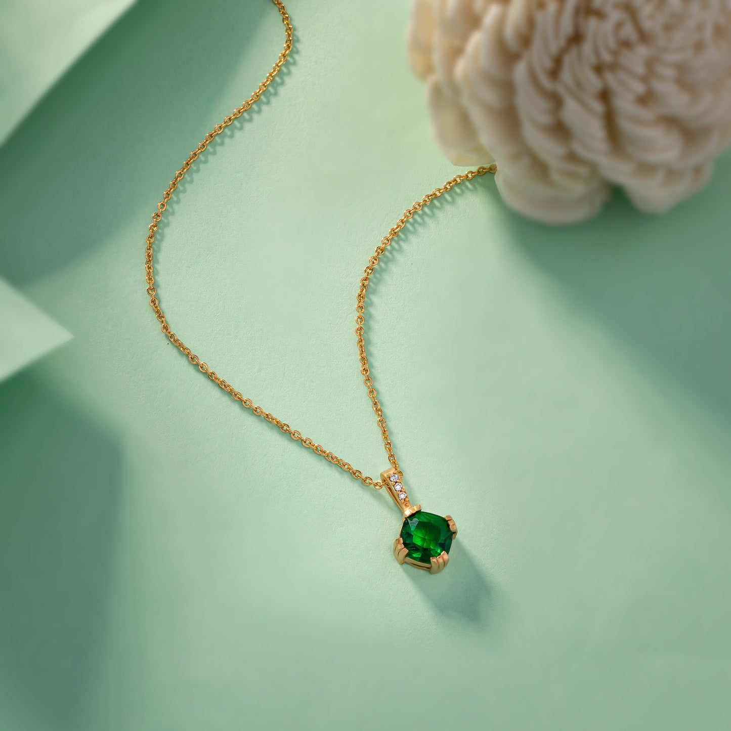 green emerald essence pendant