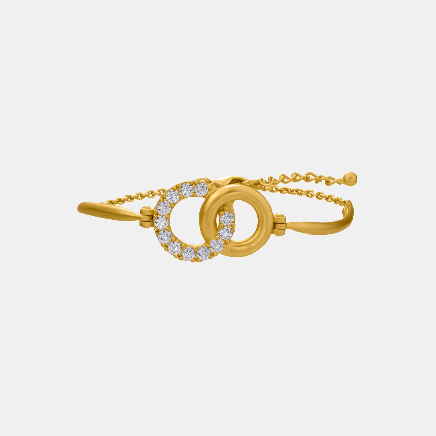 golden bracelet with diamond