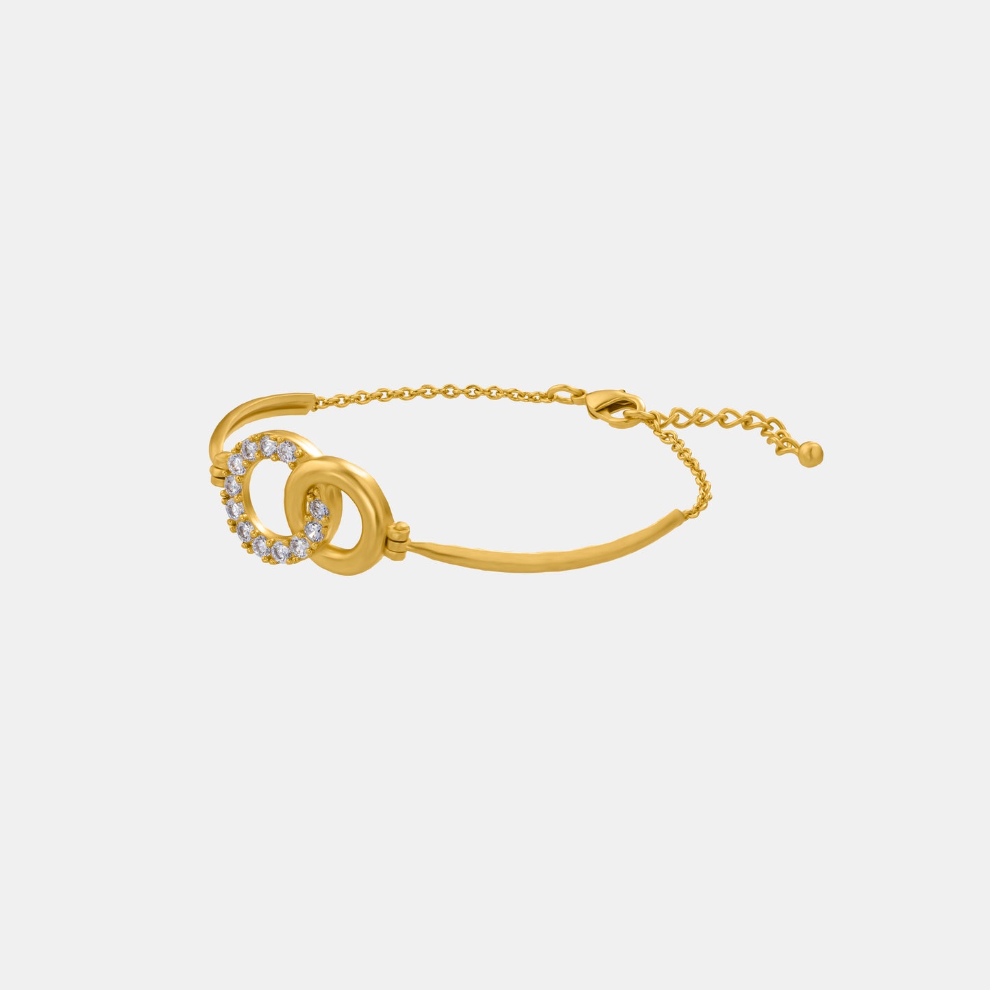 golden bracelet with diamond