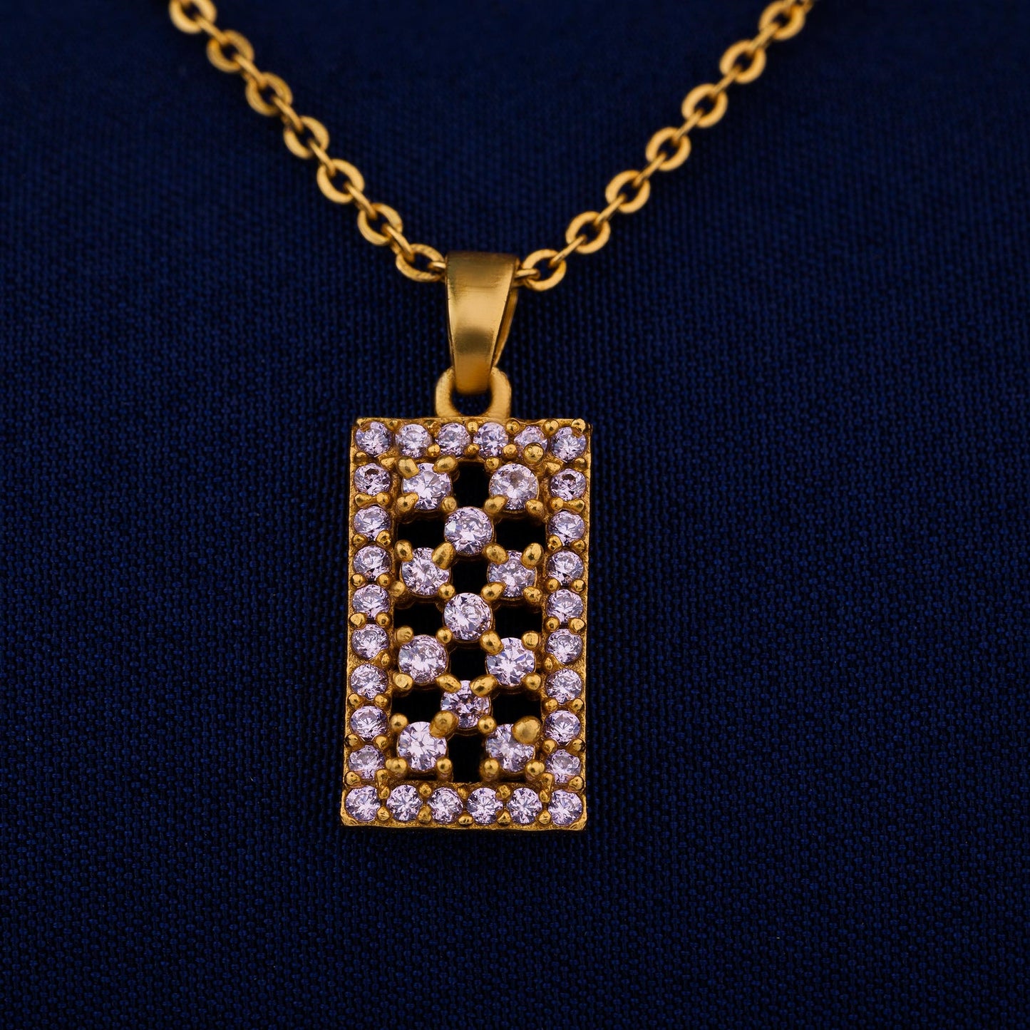 golden necklace with diamonds