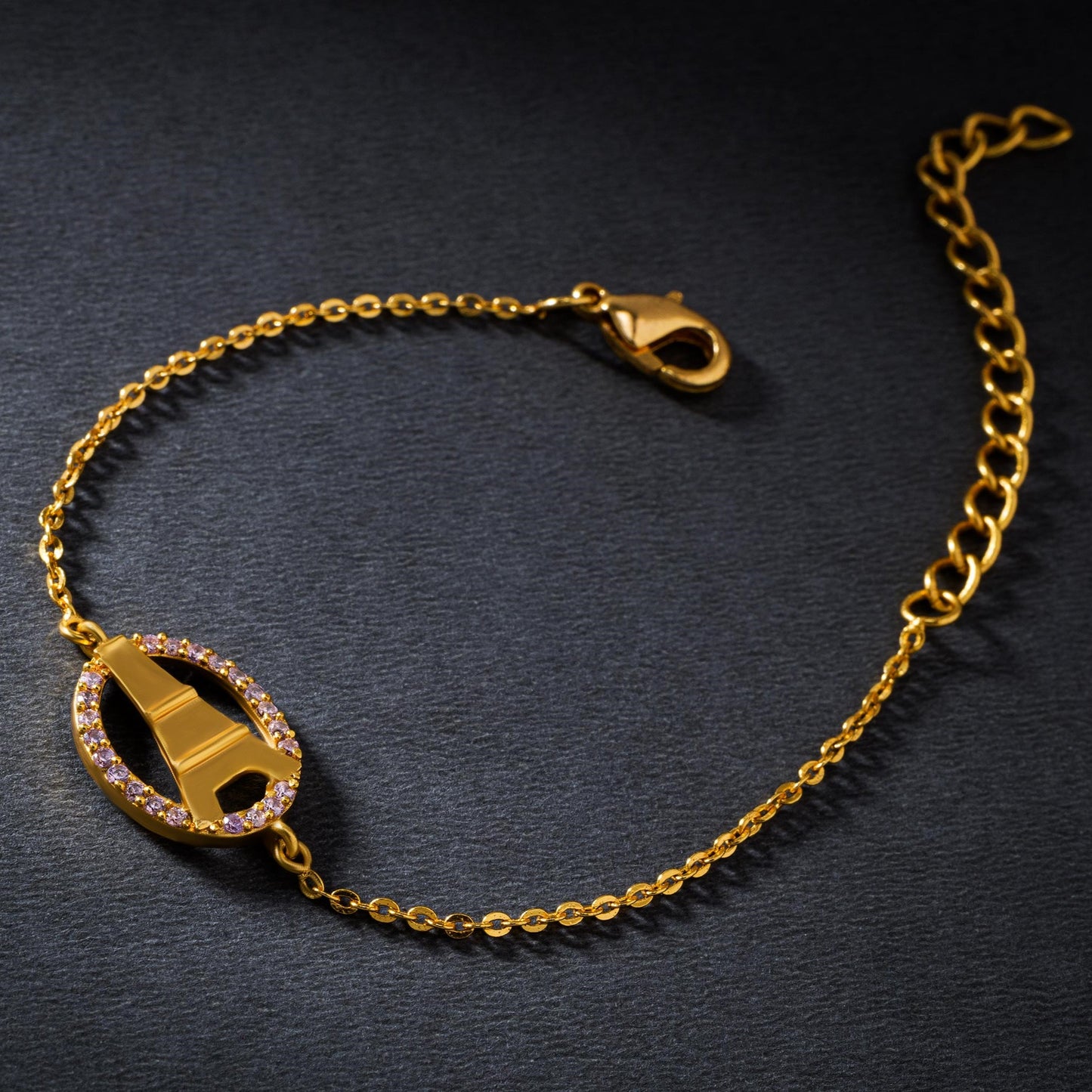 golden bracelet with a diamond clasp