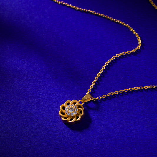 Golden Necklace with a Diamond Flower