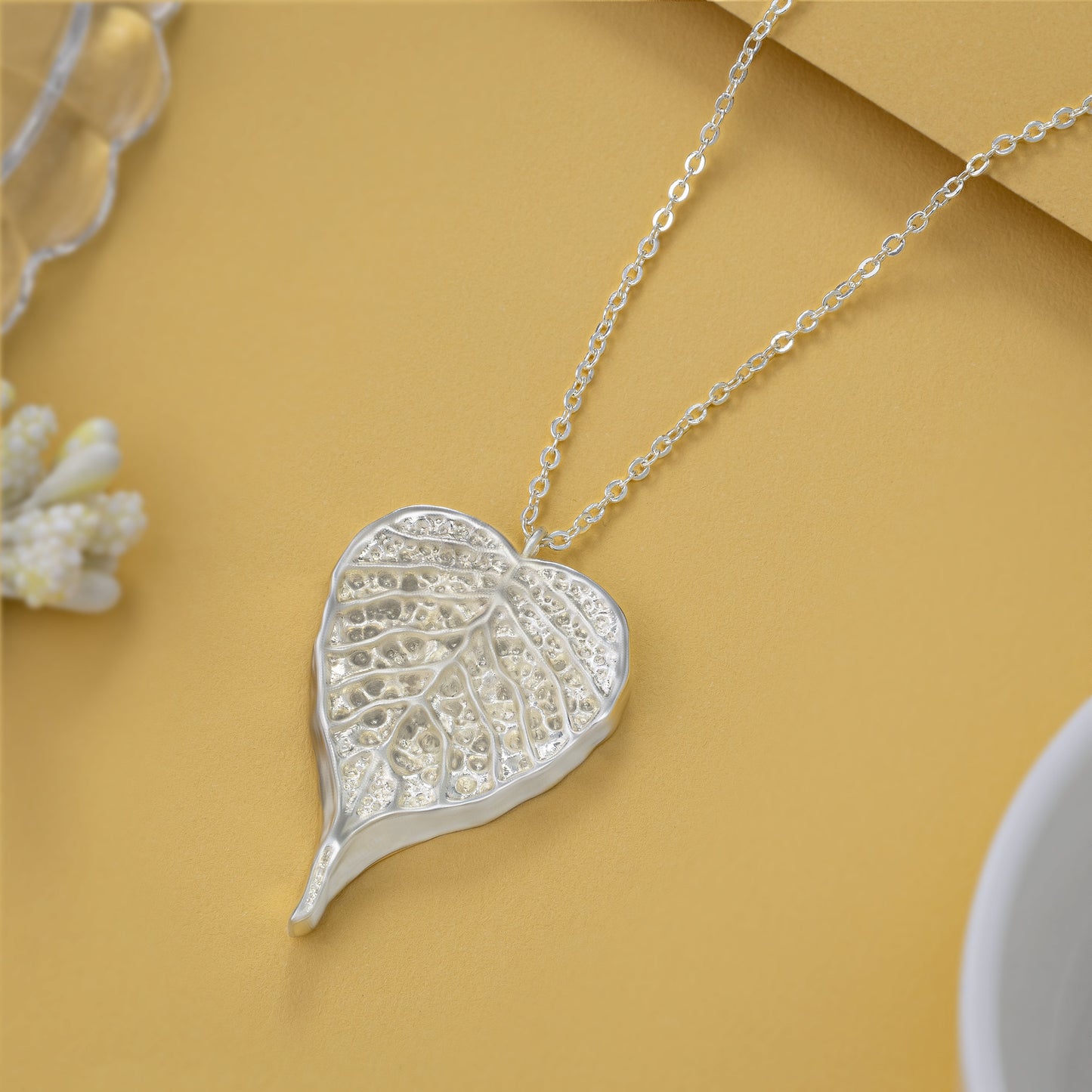 silver krishna leaf necklace with pendant