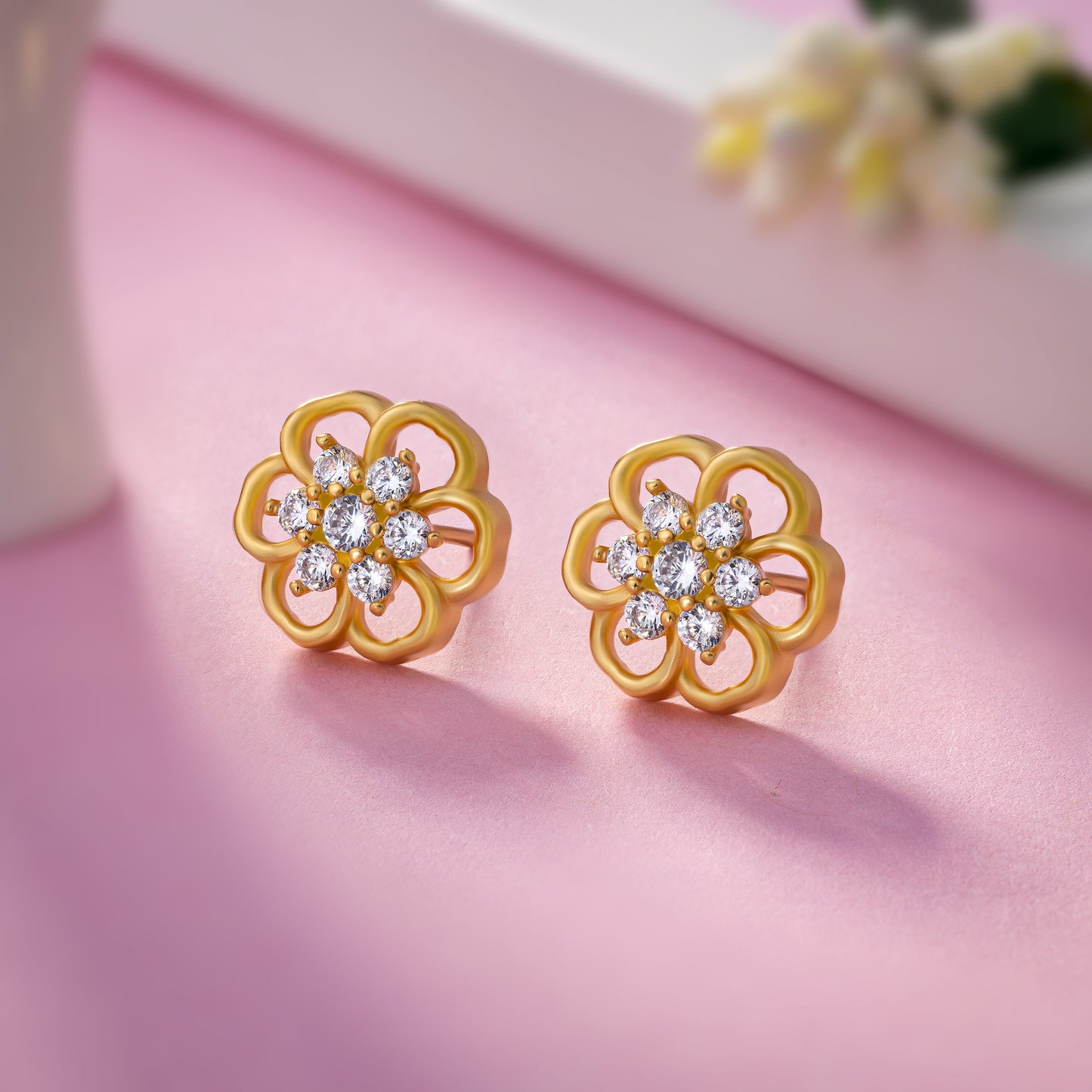 earring_white stone_golden_2