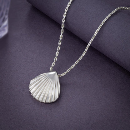 Silver Necklace with a Shell on it