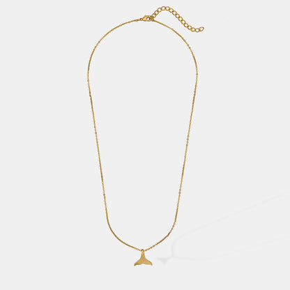 Golden Necklace with a Small Sting