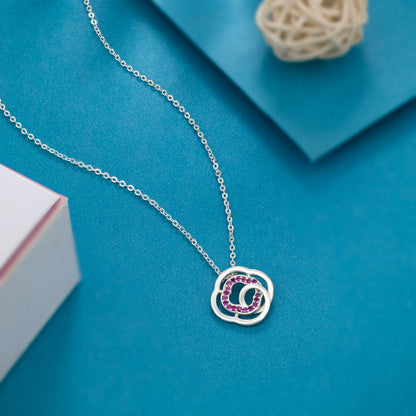 Elevate your Look with this Elegant Circle Pendant Necklace