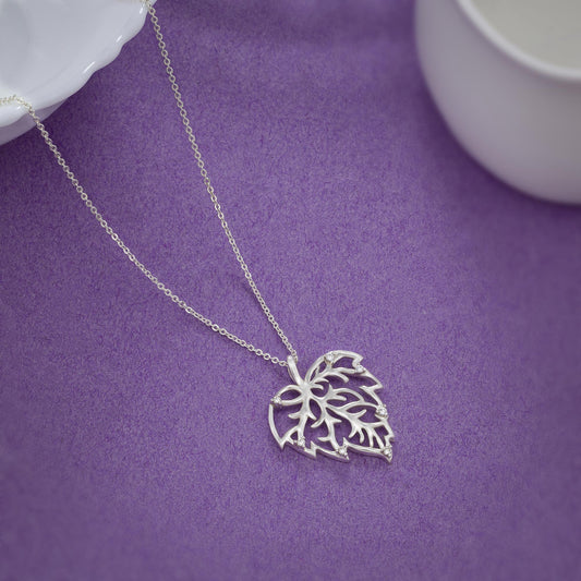 Silver Necklace with a Leaf Design on it