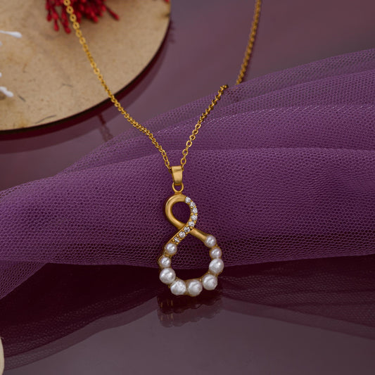 Golden Eternal Pearl Necklace