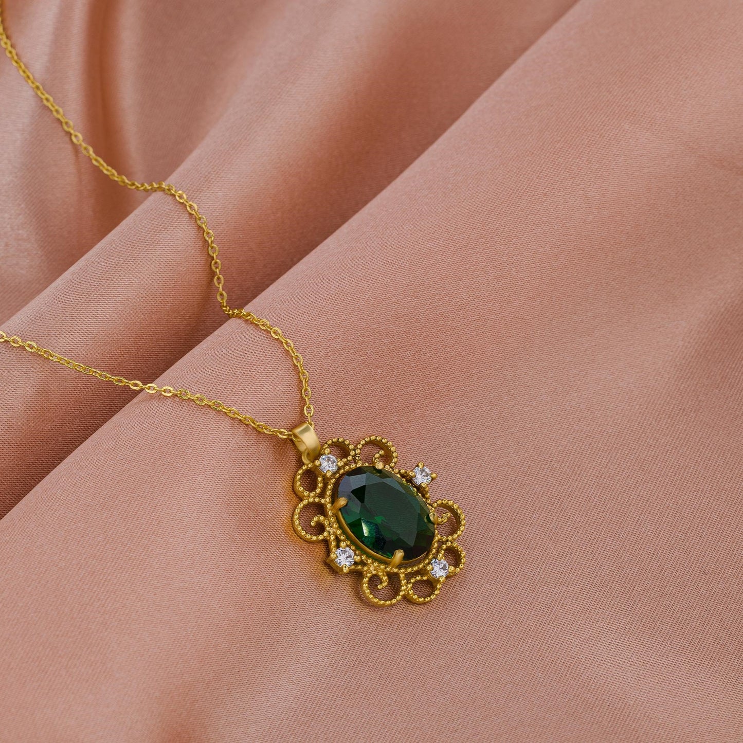 royal green sapphire pendant