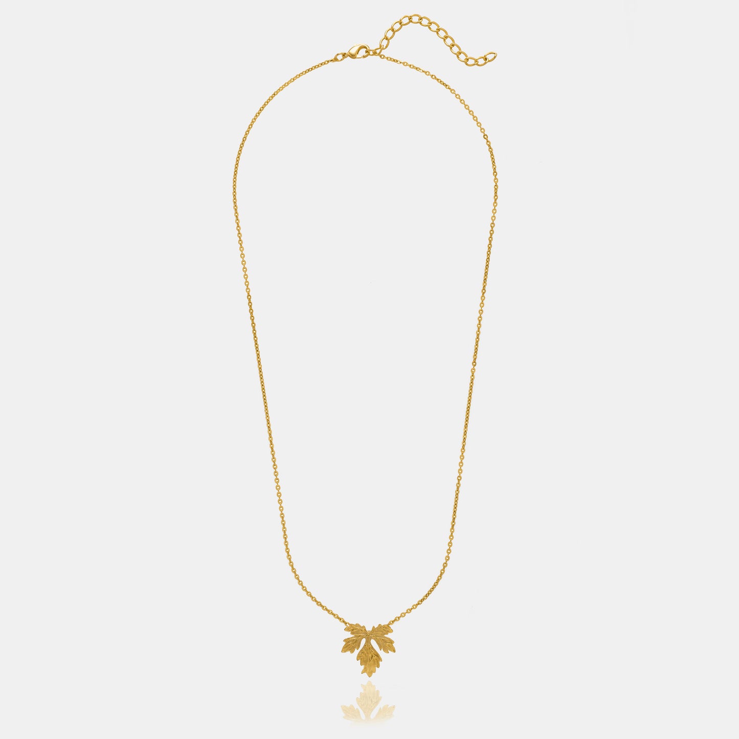 maple leaf pendent chain