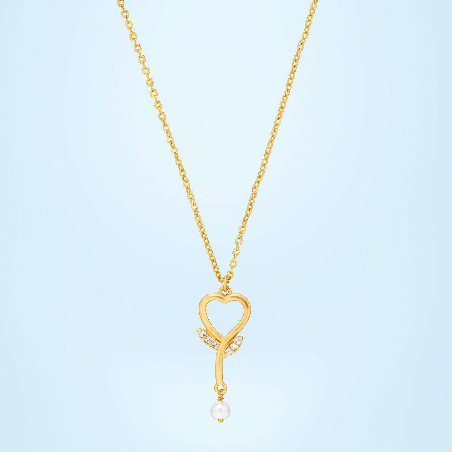 golden necklace with  diamond heart pendant