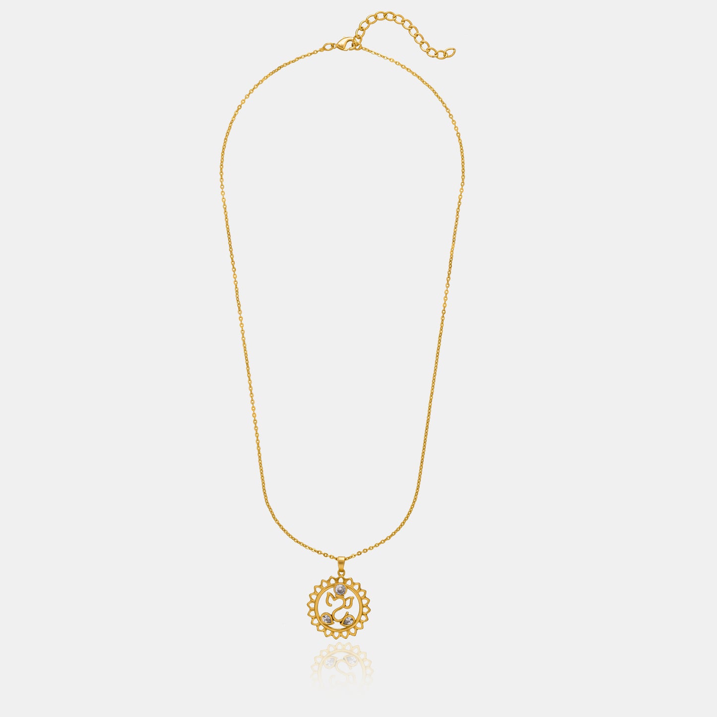 golden necklace with a diamond flower