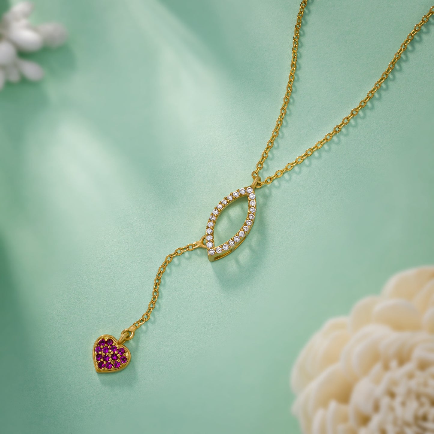 heart of elegance pendant