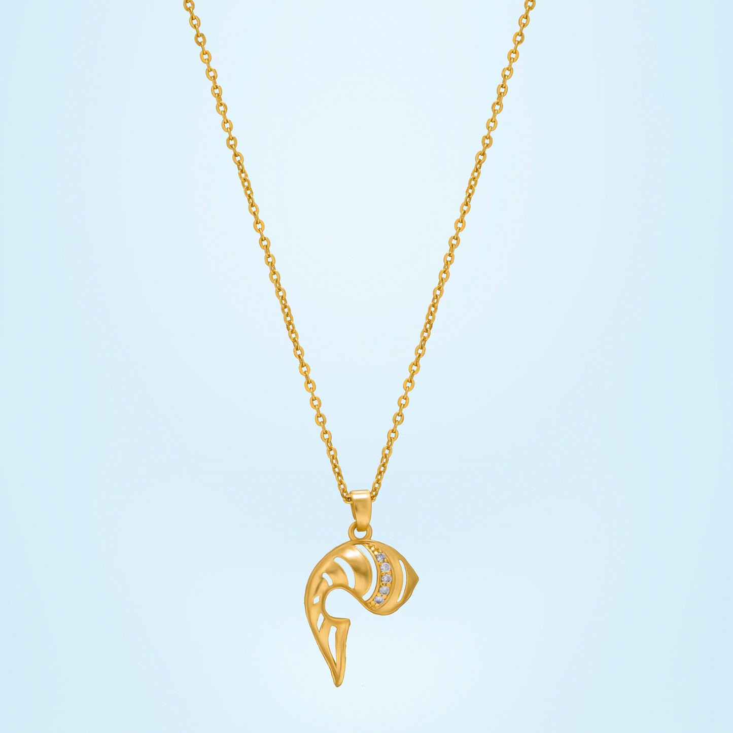 golden necklace with a diamond pendant