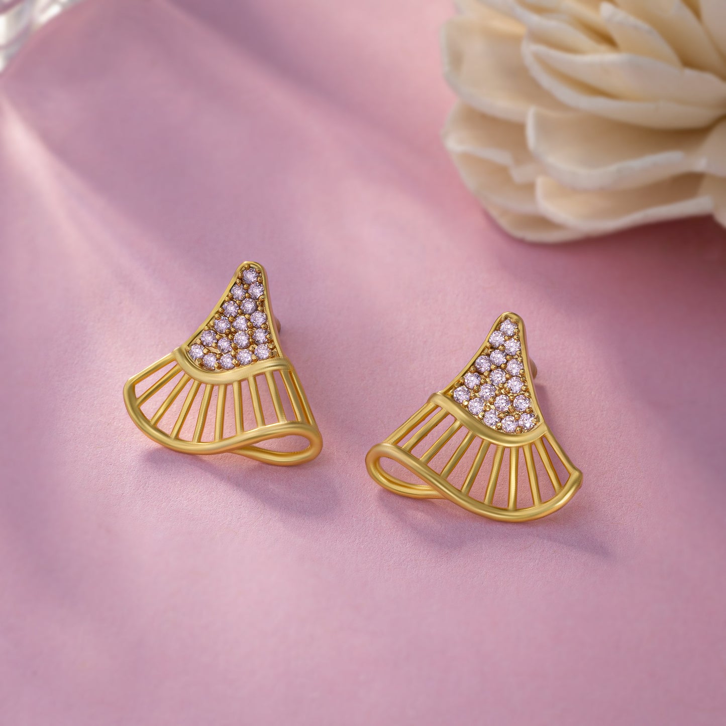 pink fan radiance stud