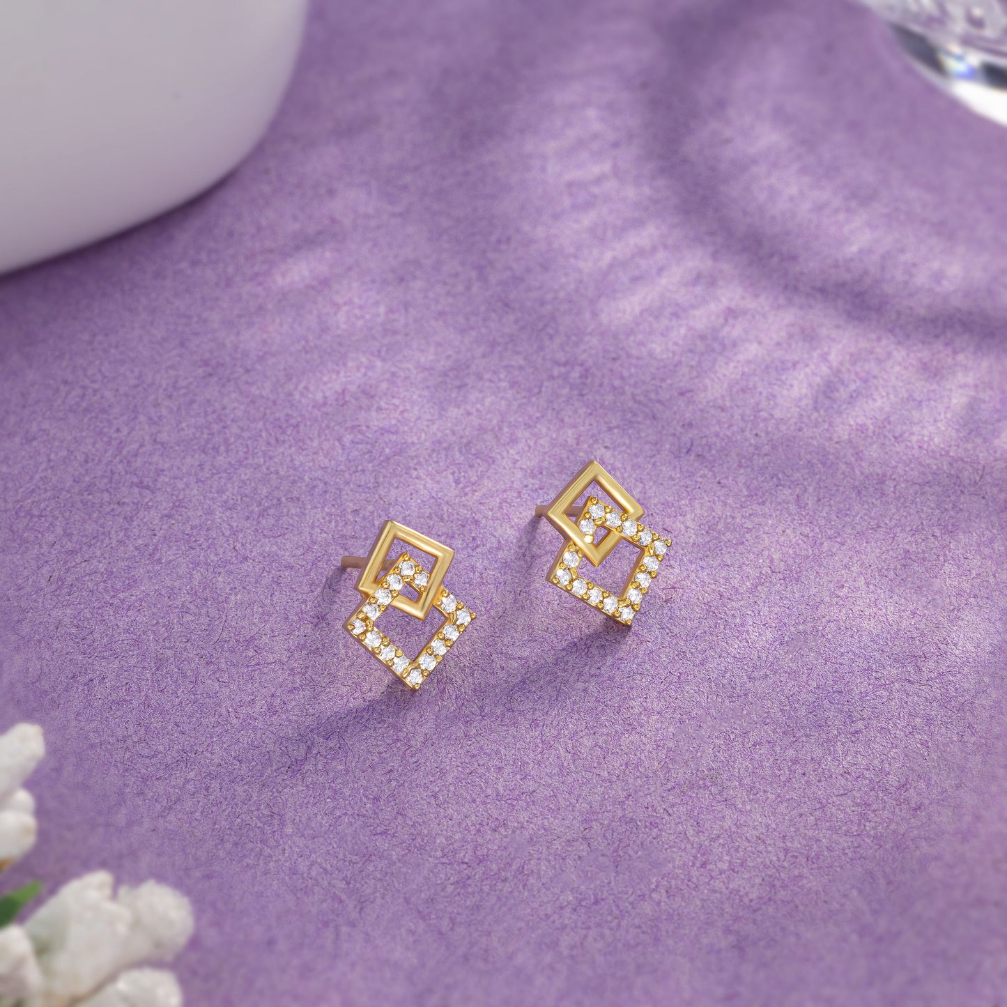 radiance square stud