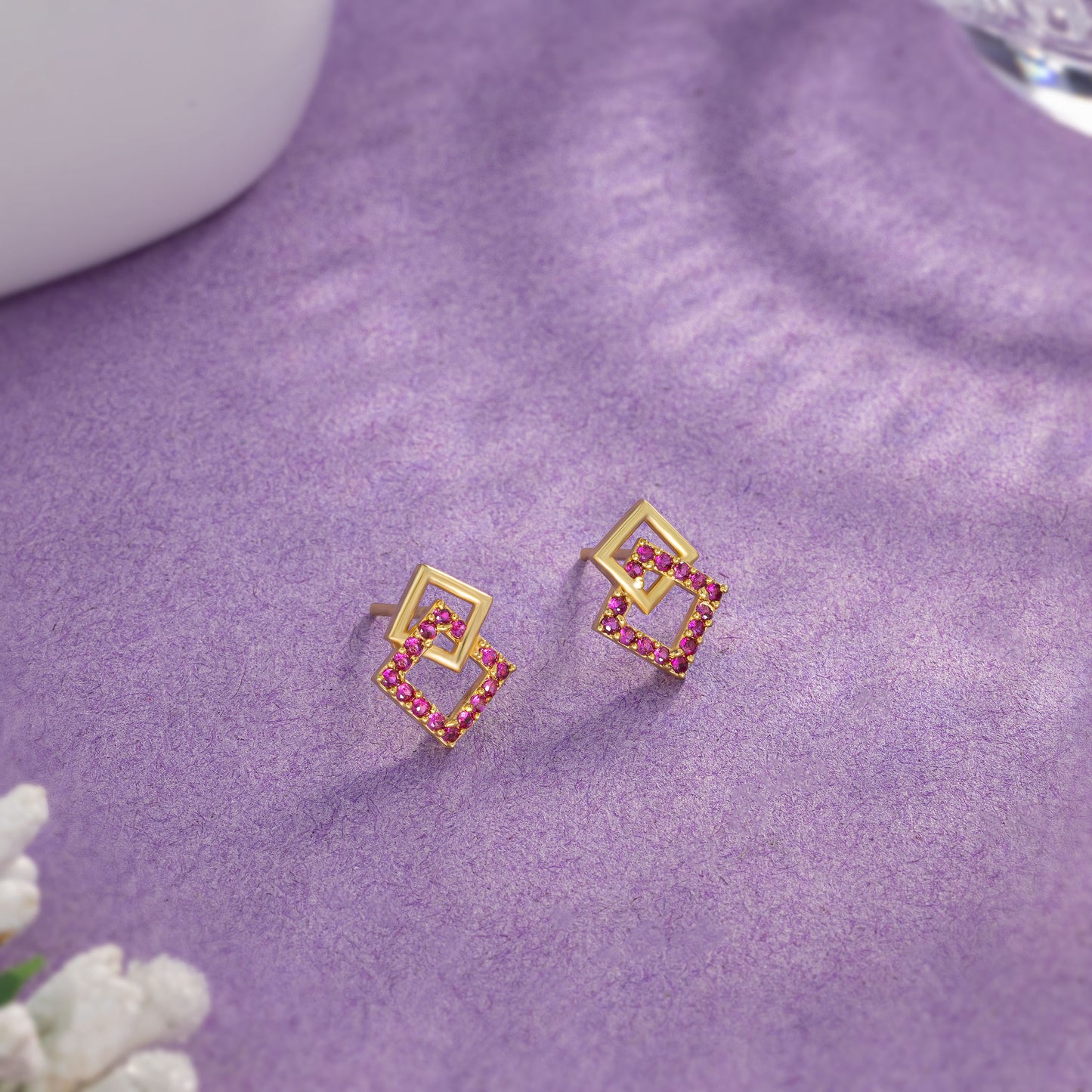 radiance square stud