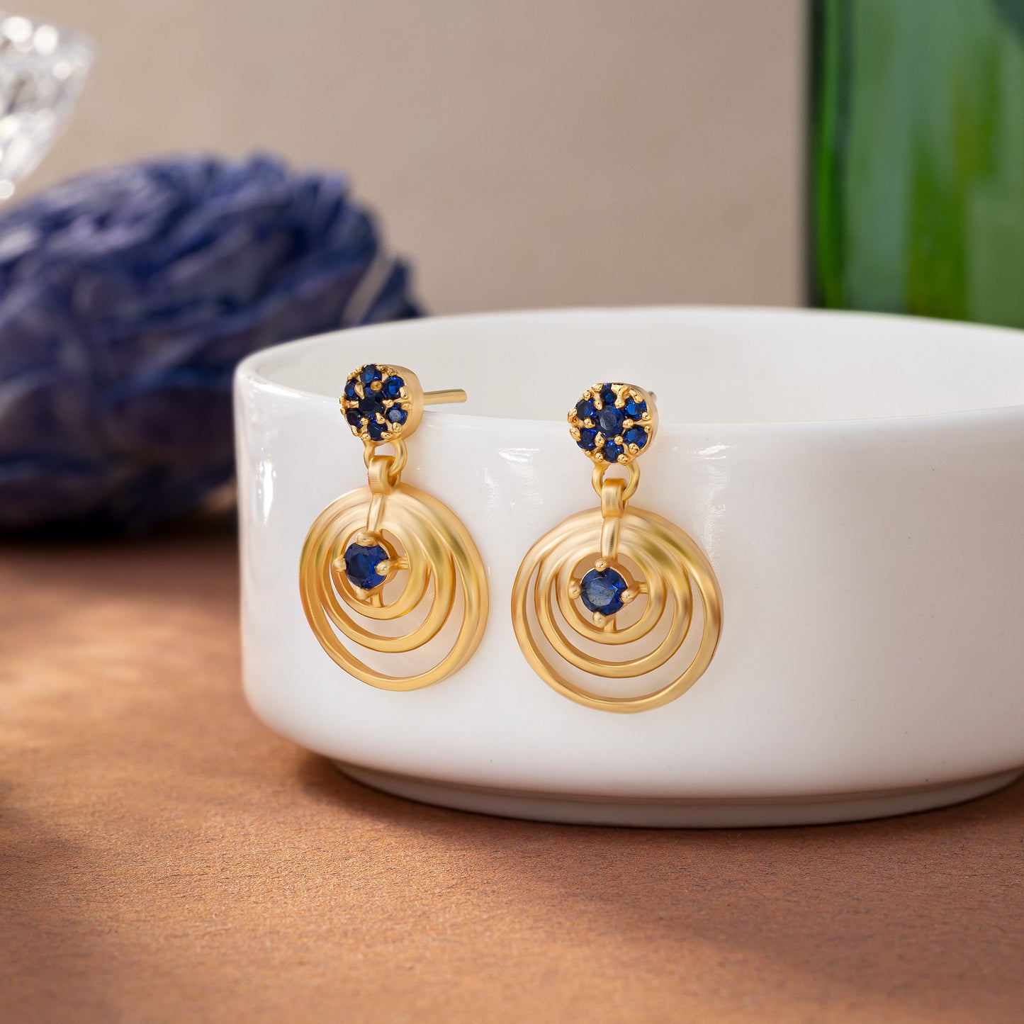 earrings_blue stone_golden_1