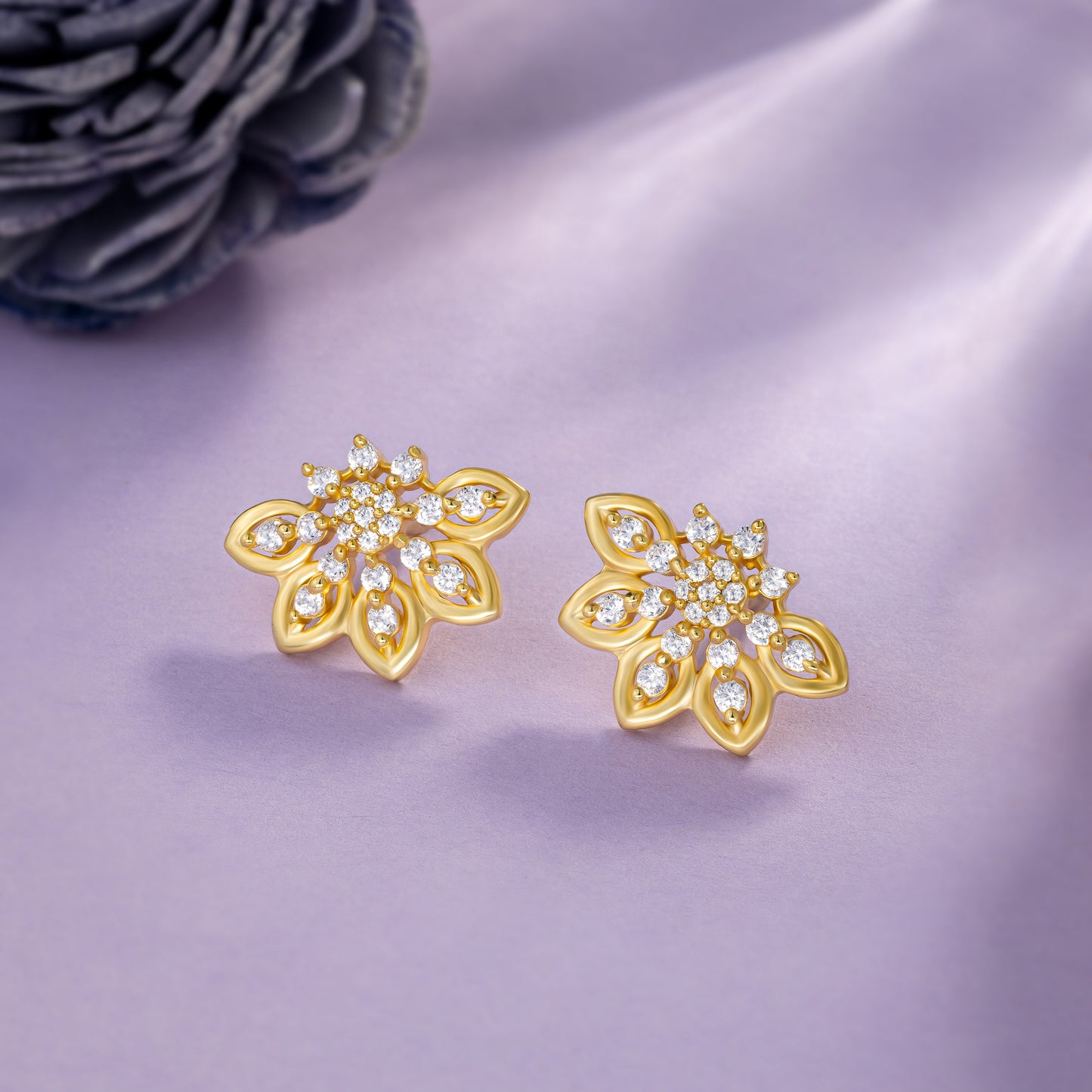 earrings_white stone_golden_2