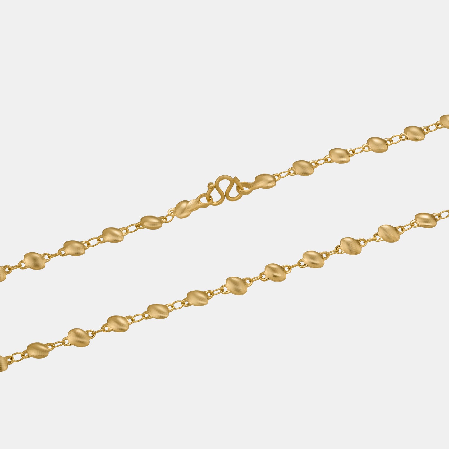 golden pebble chain