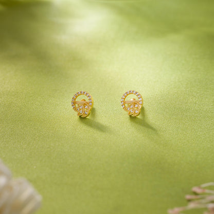 Earring_White Stone_Golden_1