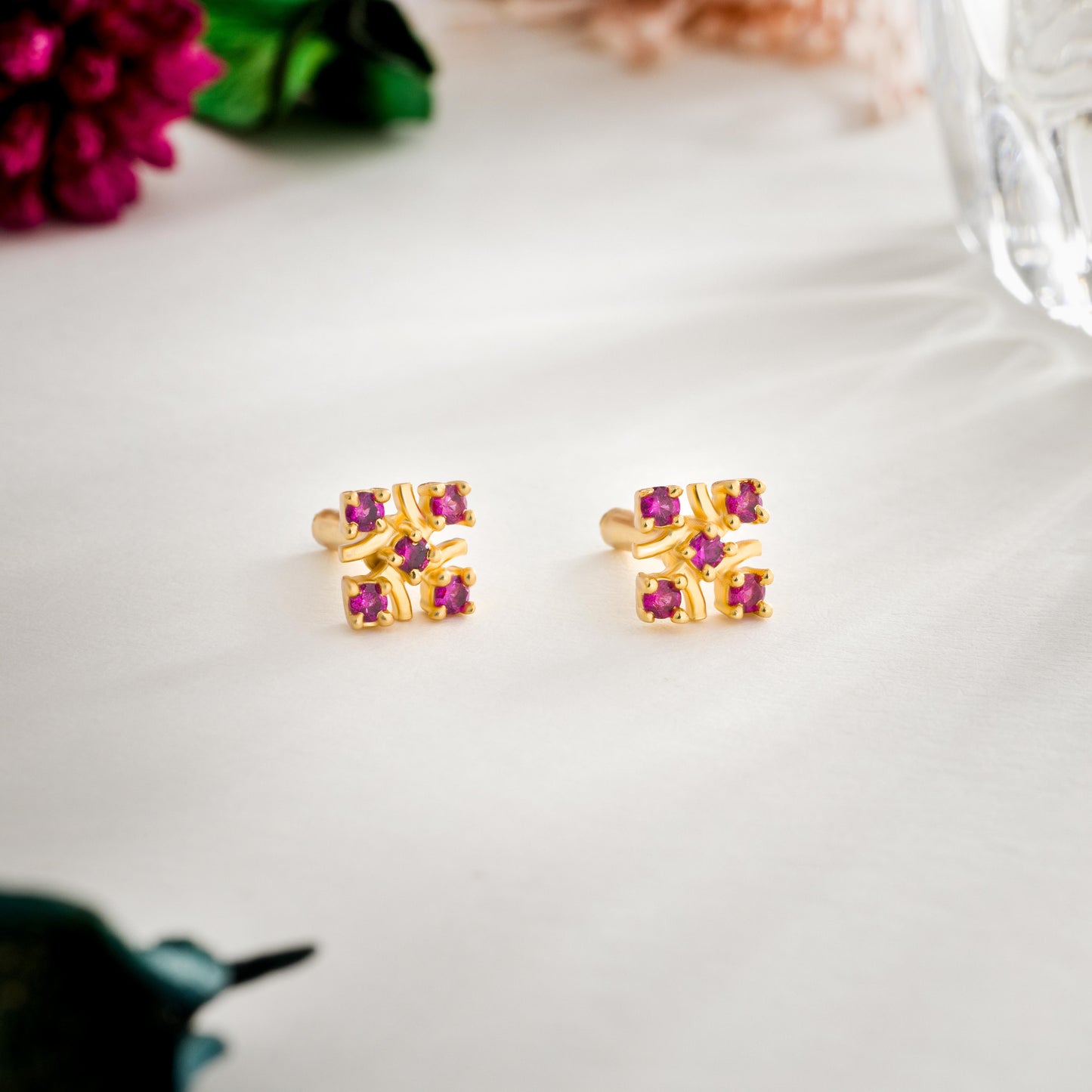 red mosaic square studs