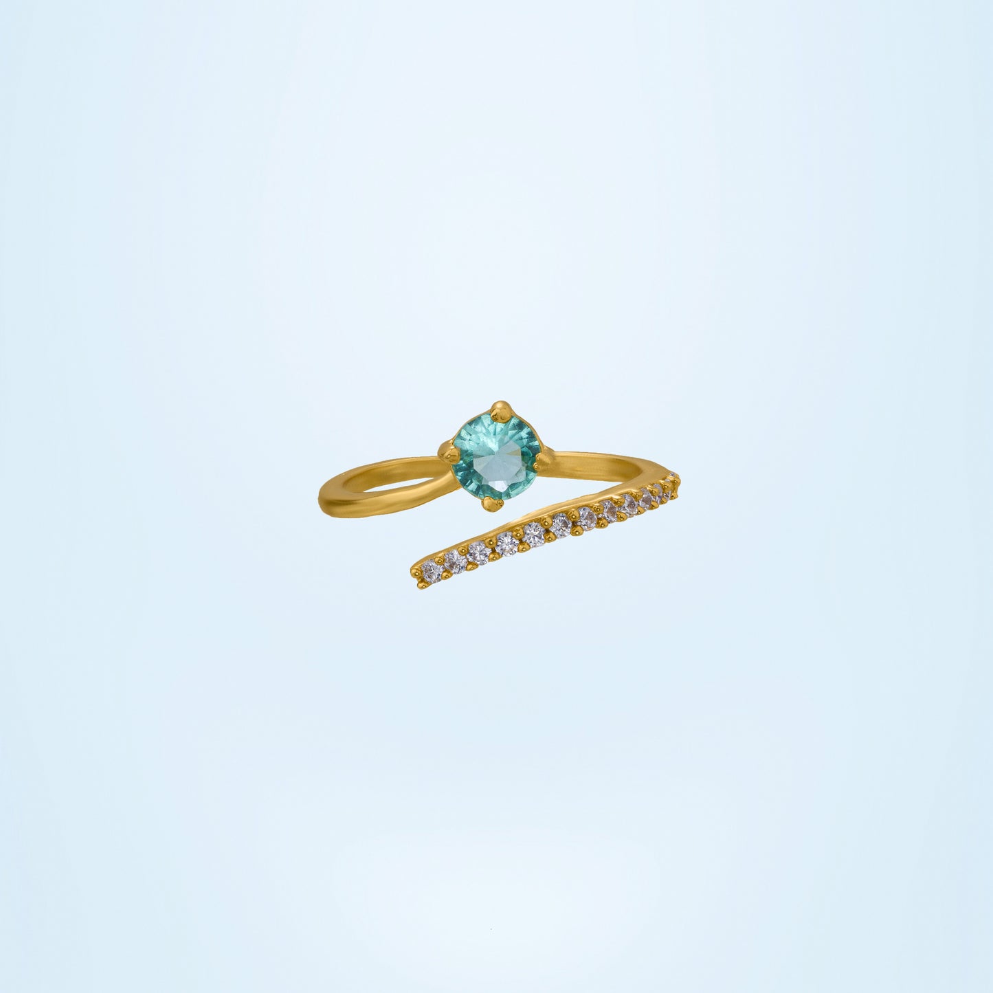 golden emerald and diamond ring