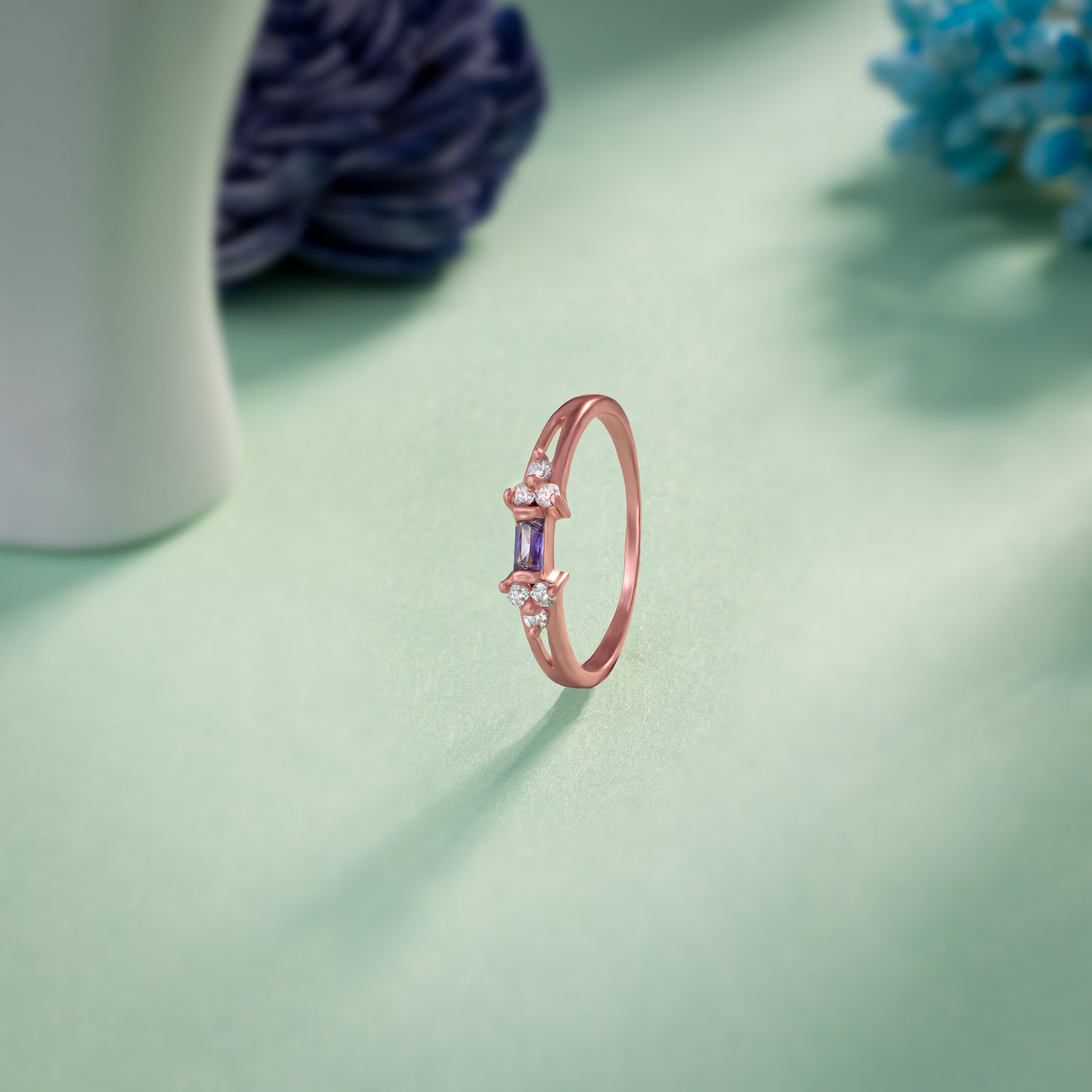 rose gold band ring