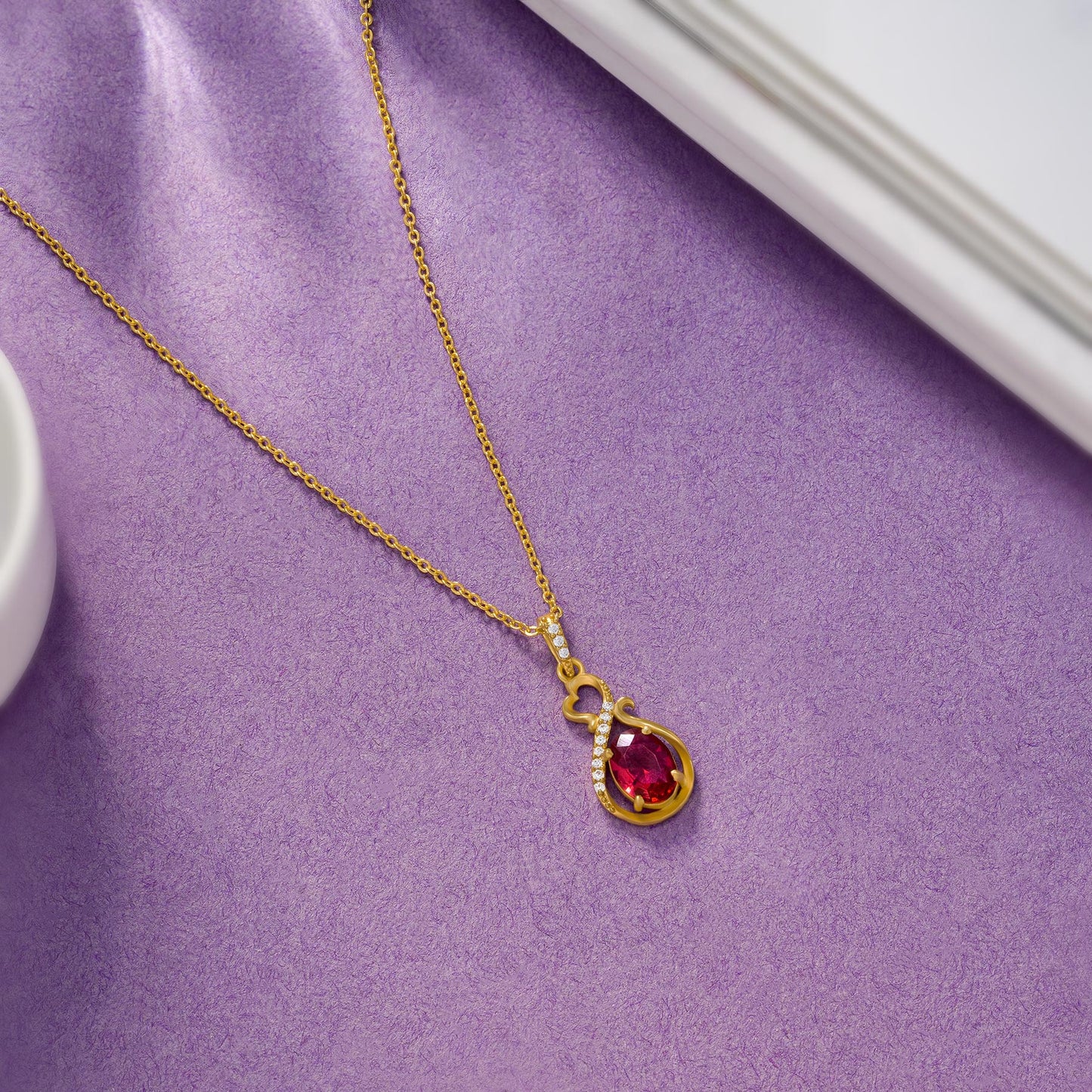 crimson teardrop pendant