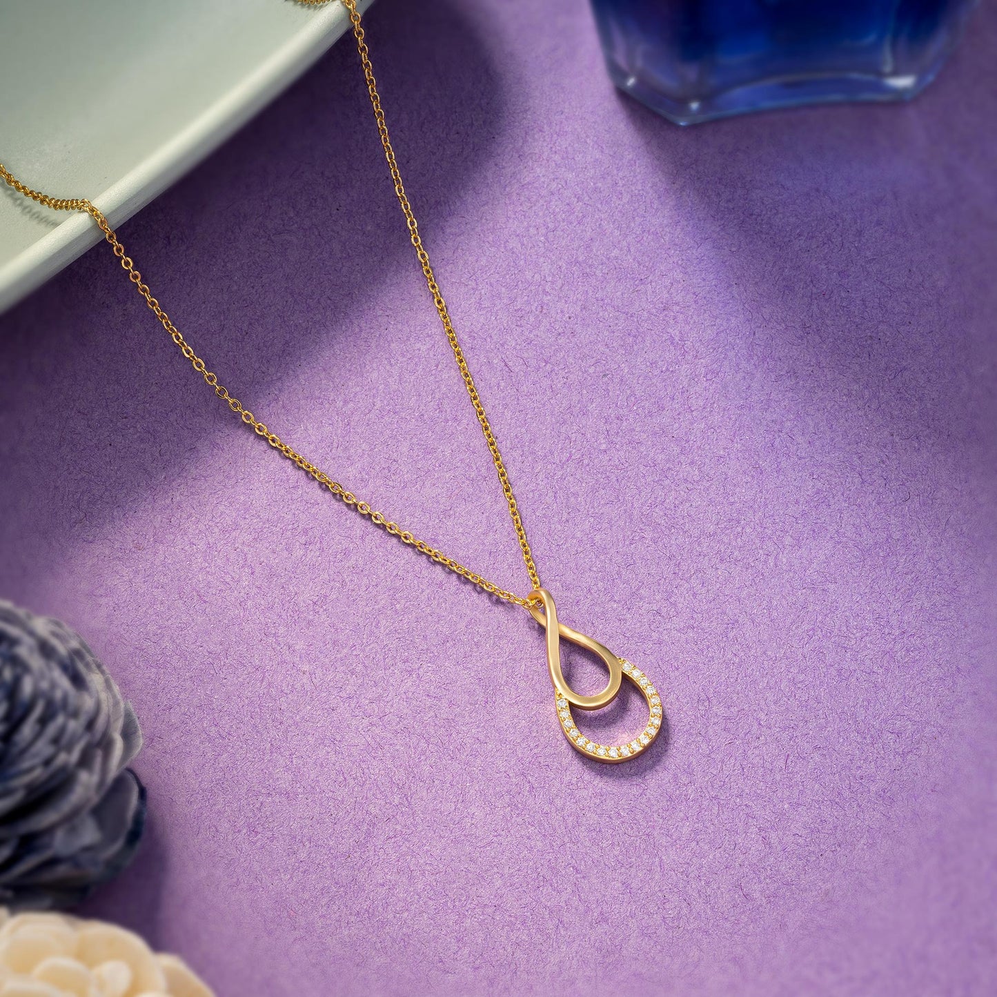 infinity glow pendant