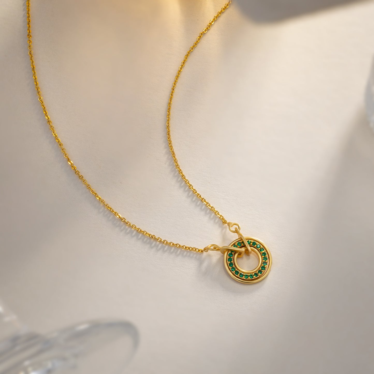 green circle of radiance pendant