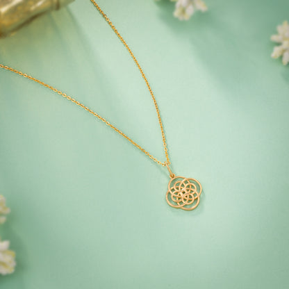 Golden Necklace with a Knot on it