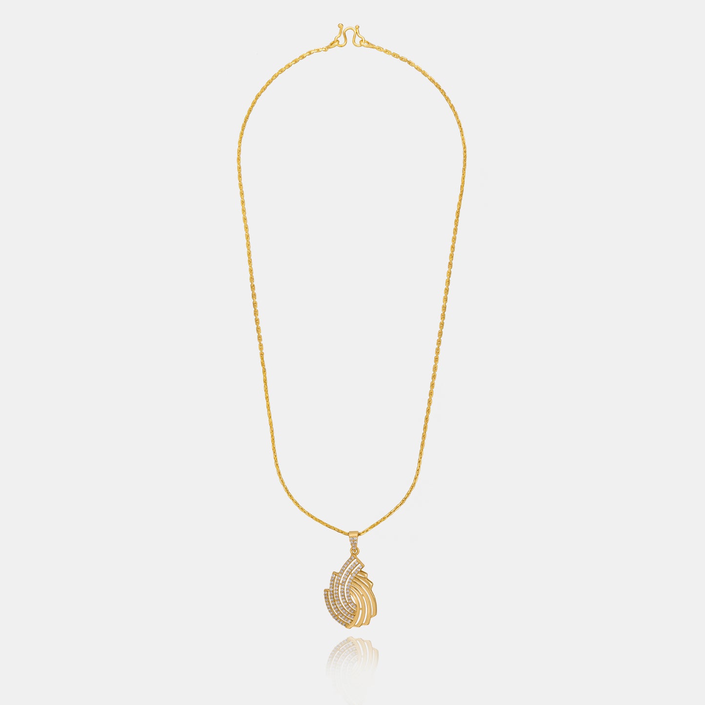 beauty of simplicity with this stunning golden pendant