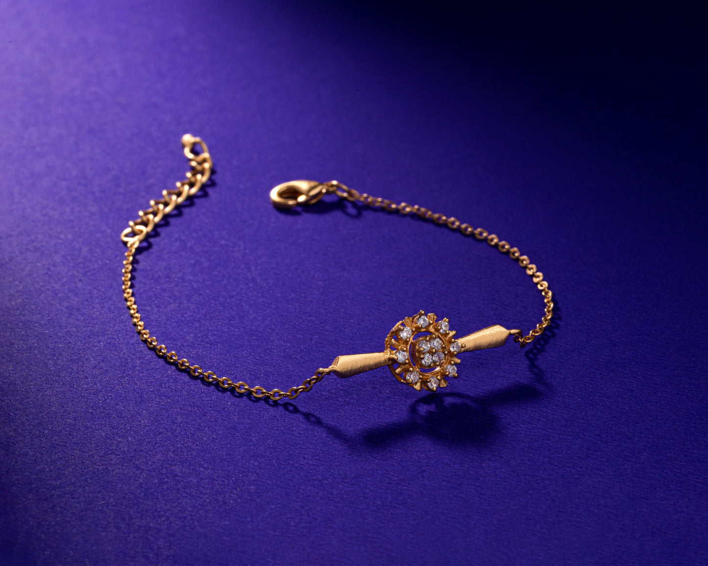 golden bracelet with a diamond and a small diamond variants