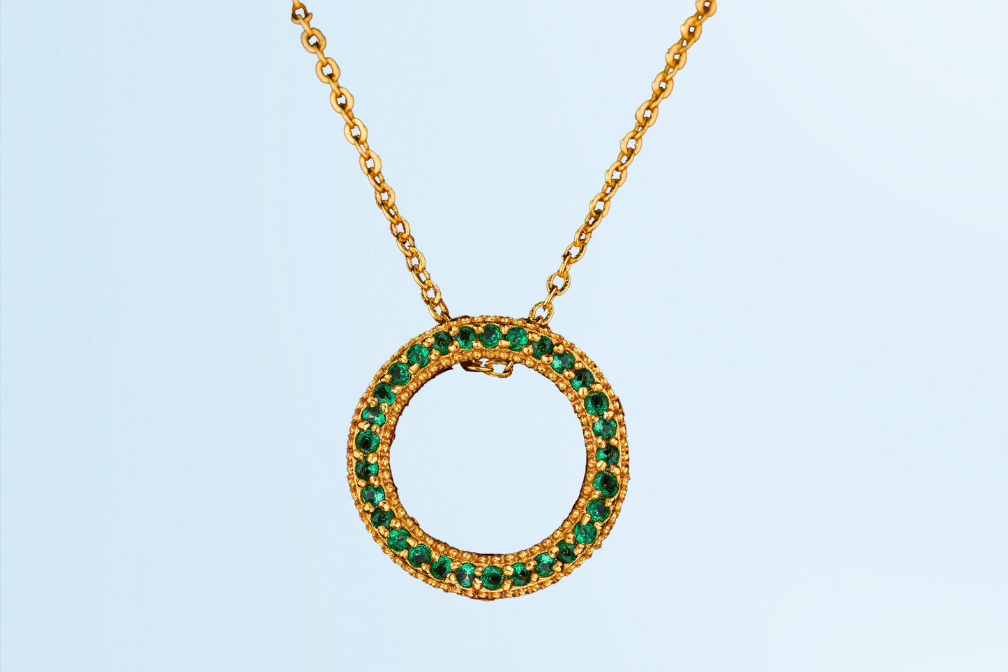 green radiance circle pendant