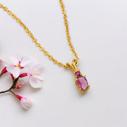 Golden Necklace with Diamond