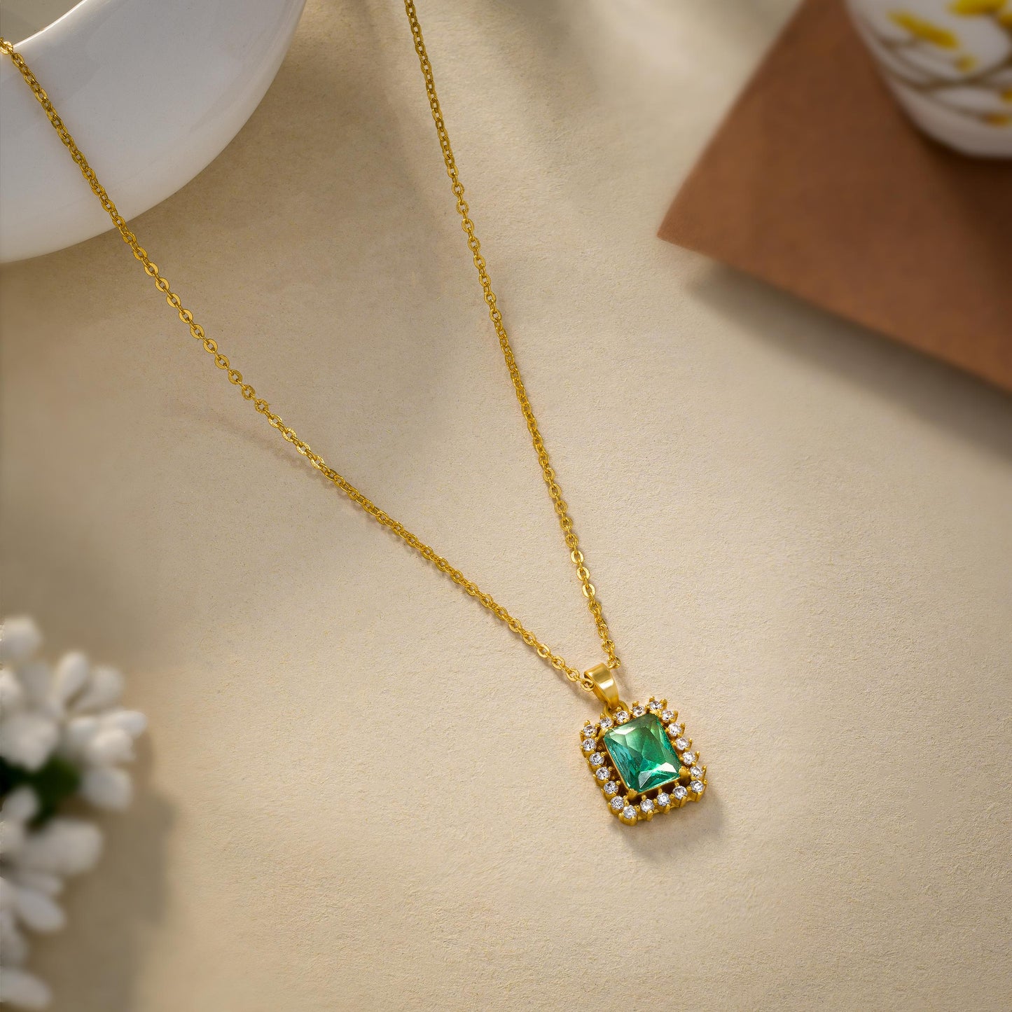 aqua green royal sapphire pendant