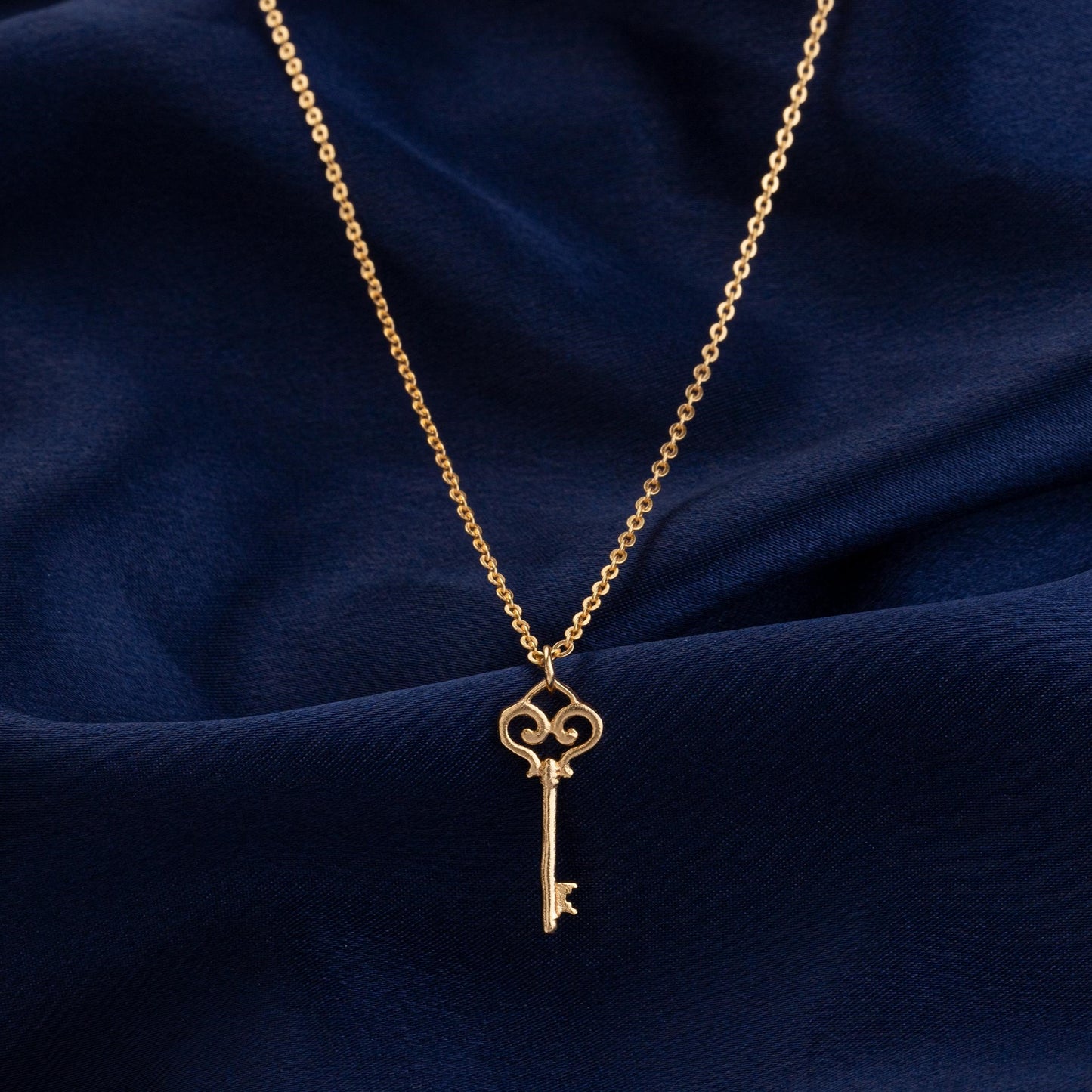 golden key necklace