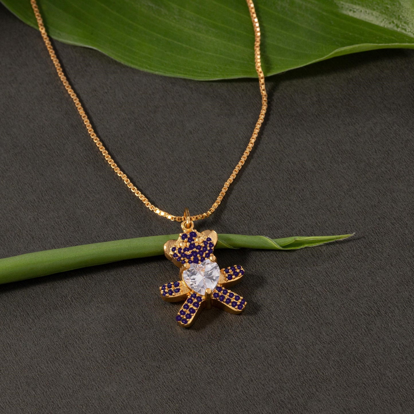 blue sparkling teddy bear pendant