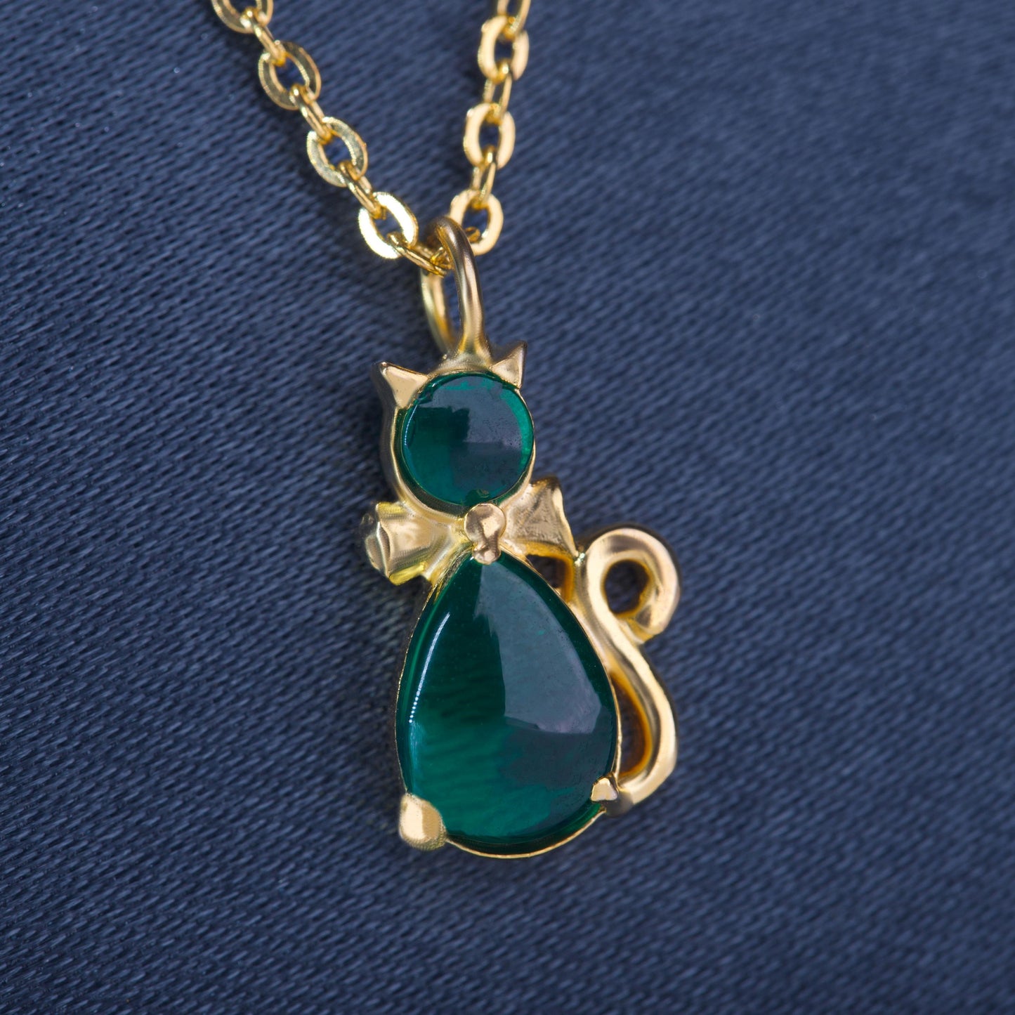 cat necklace with a golden chain