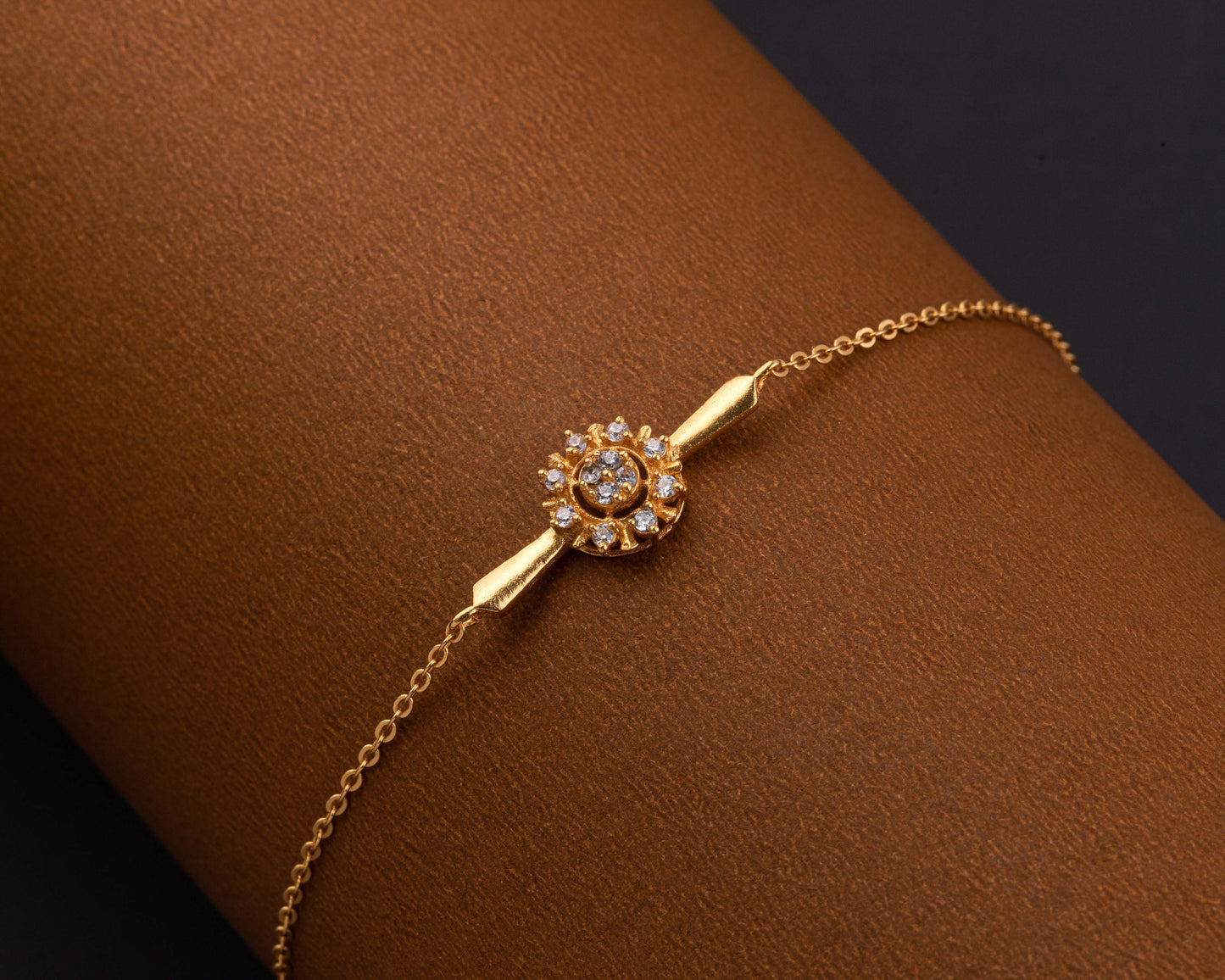 golden bracelet with a diamond and a small diamond variants