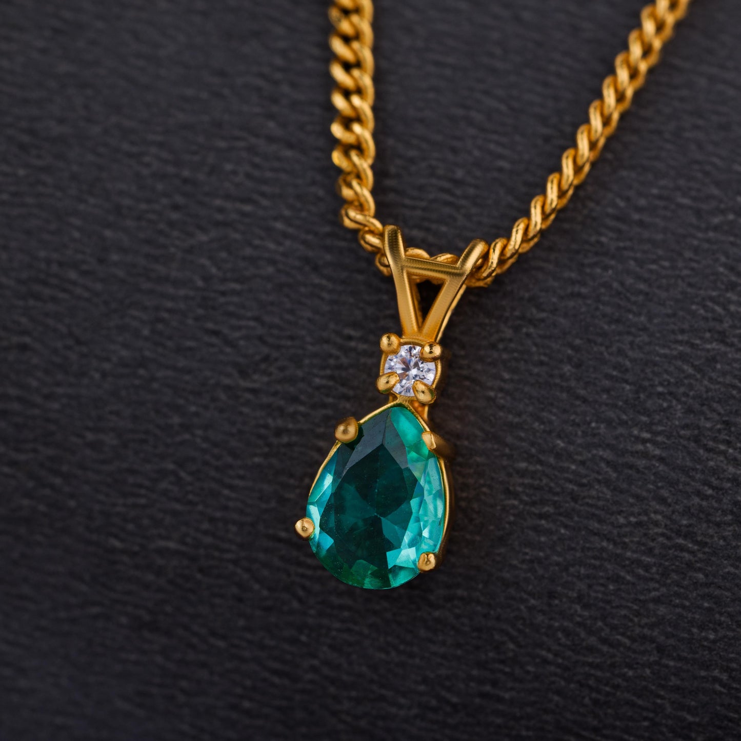 aqua green teardrop elegance necklace