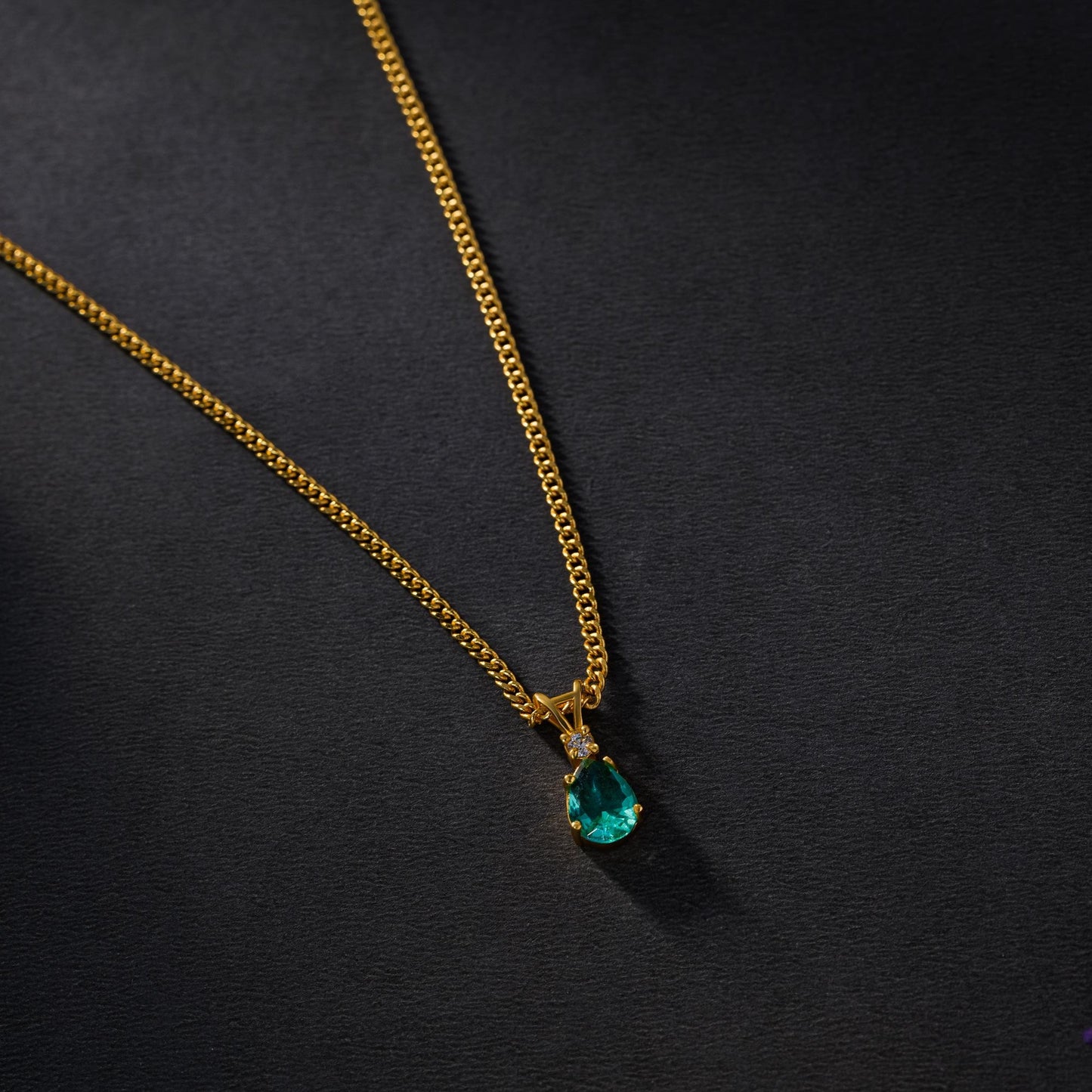 aqua green teardrop elegance necklace