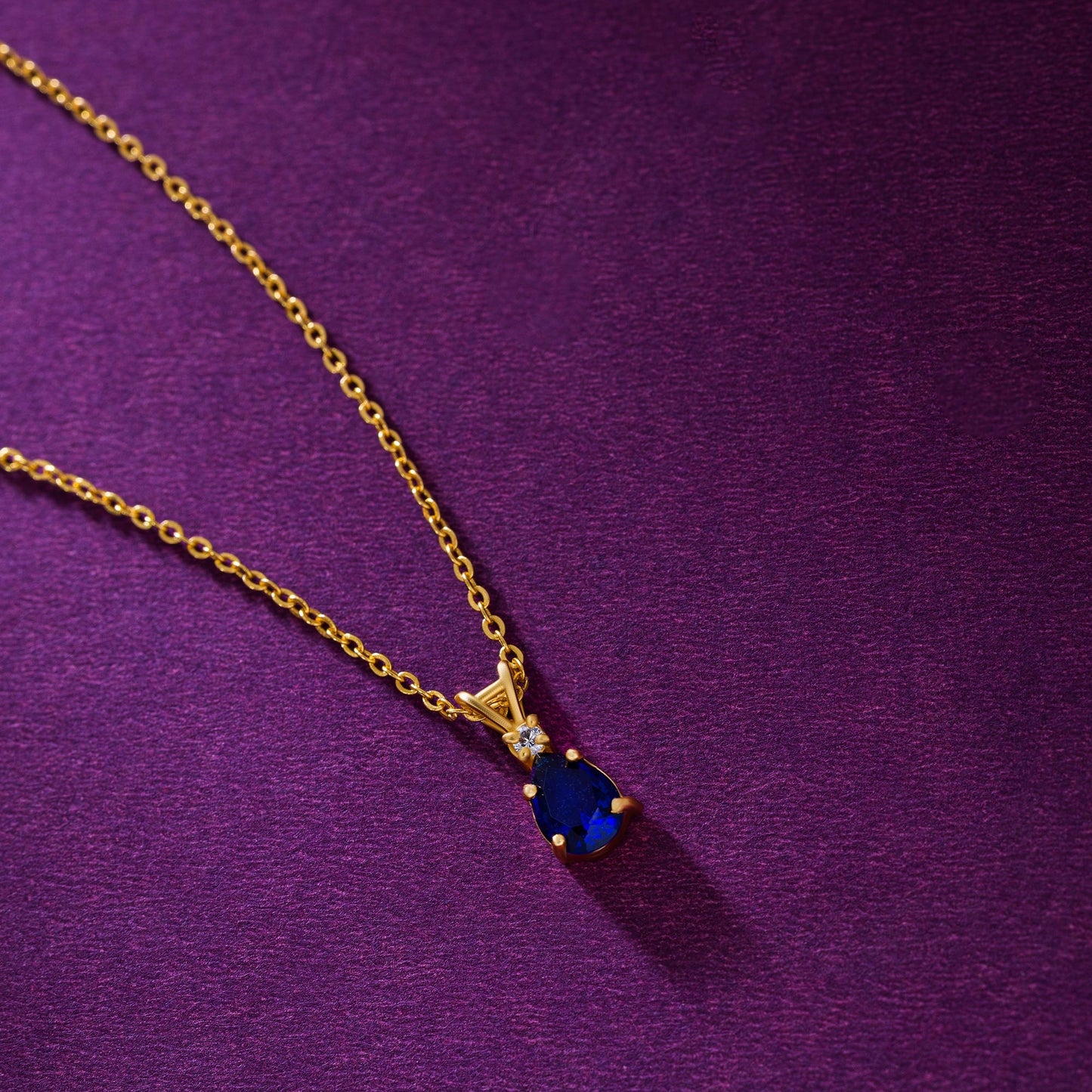 blue elegance necklace