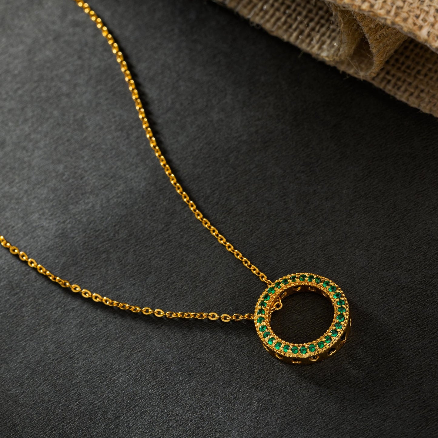 green radiance circle pendant