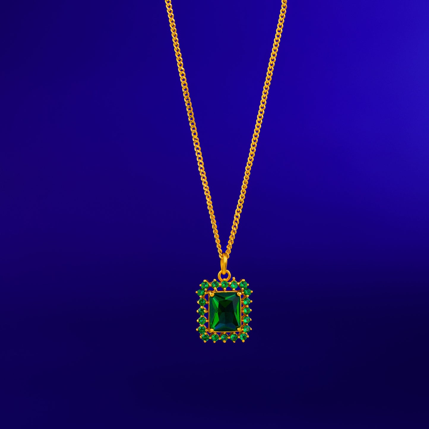 green royal pendant