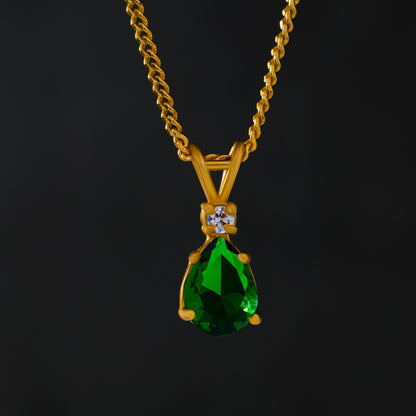 Golden Necklace with a Emerald Stone