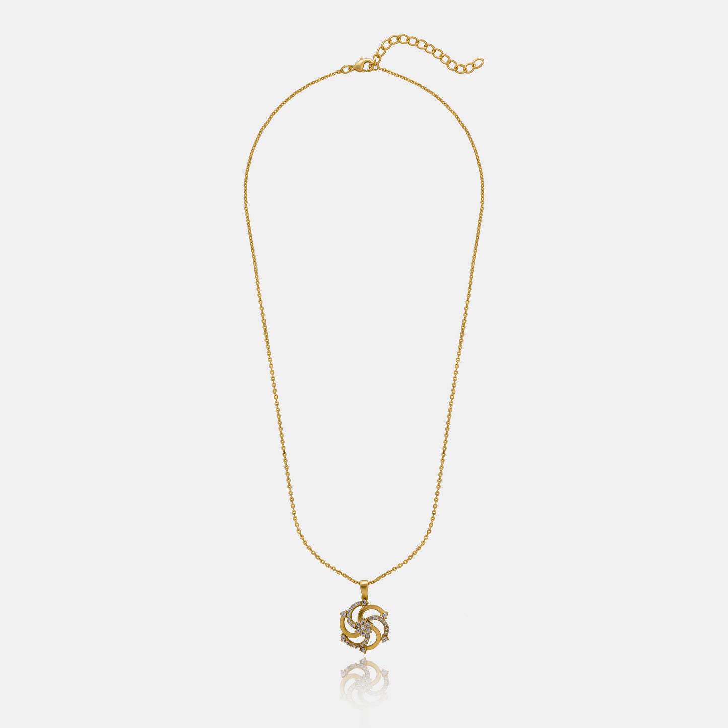 golden necklace with a diamond pendant